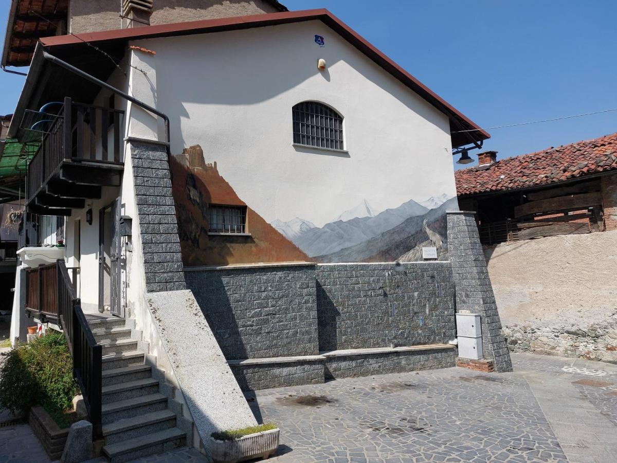 Villa Casa Del Rustico, Indipendente Vista Sacra Con Dipinto Caprie Exterior foto